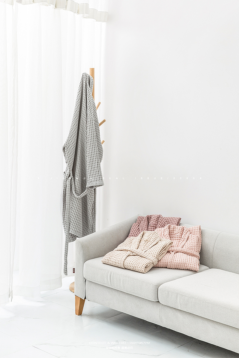浴袍攝影 簡(jiǎn)木視覺(jué)與家紡家居用品的靜物藝術(shù)對(duì)話